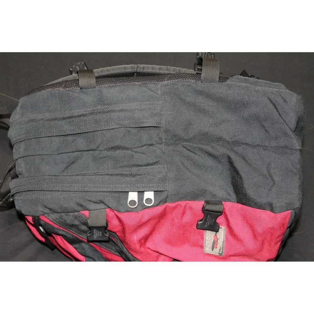 Tom Bihn Brain Bag Backpack Red Black Made in USA Port Angeles Washington